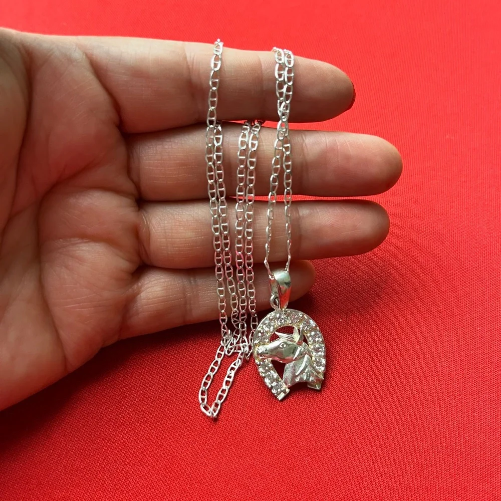 Elegant 925 strling Silver Necklace with‎ Horse Pendant